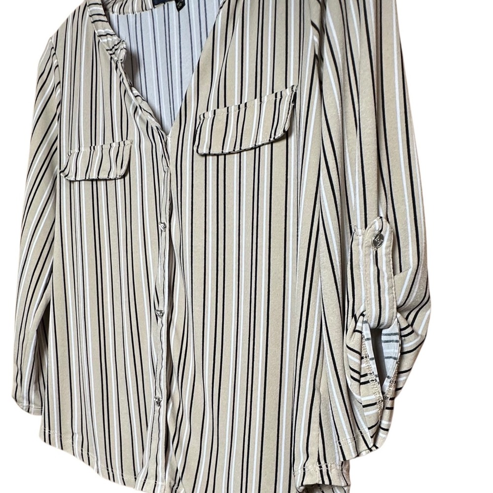 Adrienne Vittadini Button Down Women Small Tan Striped Excellent Roll Tab Sleeve